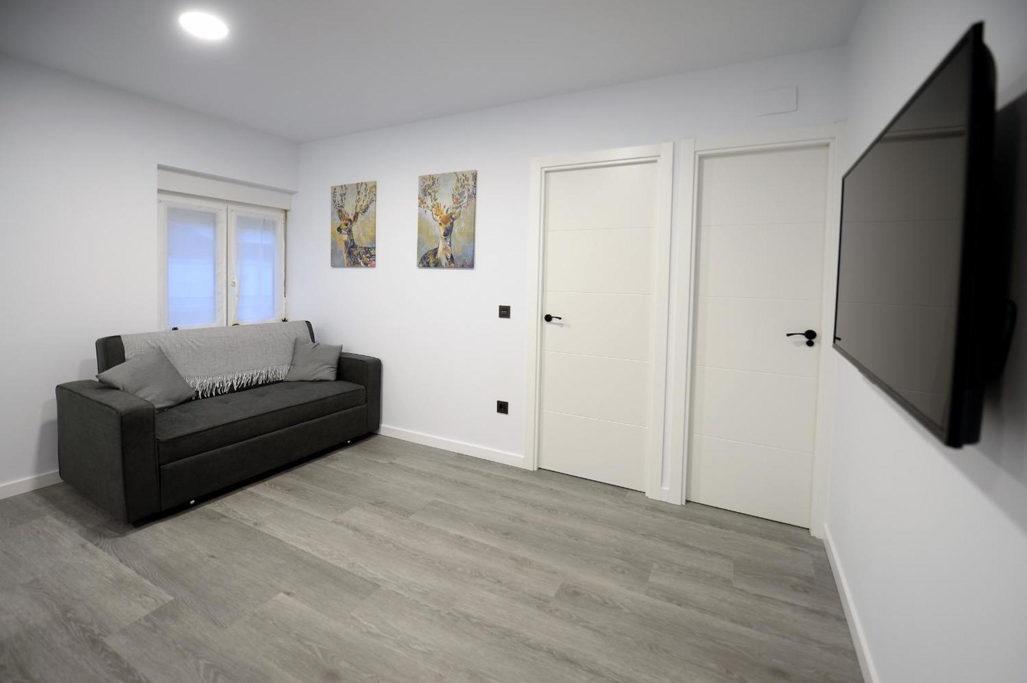 Apartamentos Ludovico Béjar Buitenkant foto