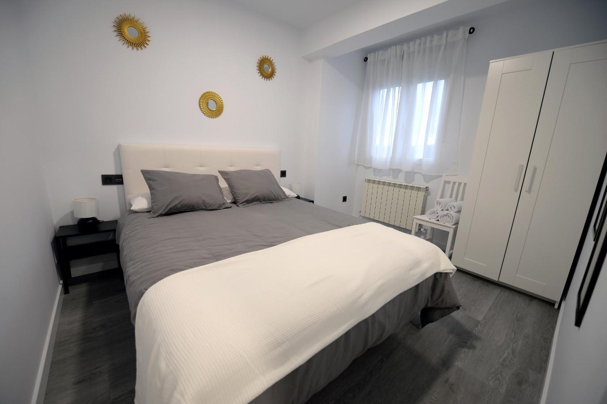 Apartamentos Ludovico Béjar Buitenkant foto